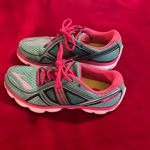 Brooks exercise shoes